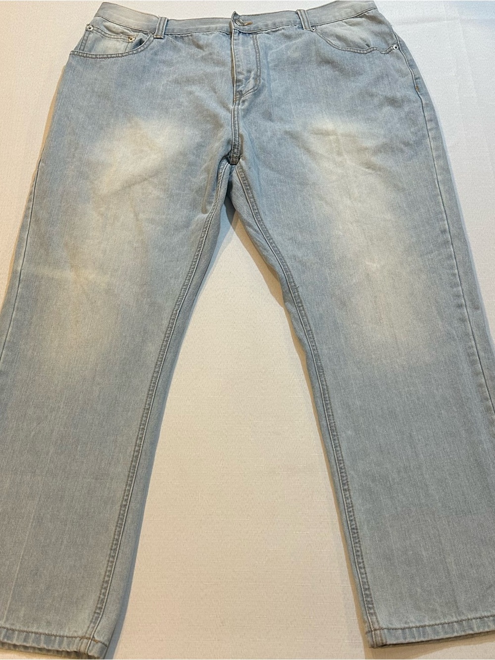 Beyond The Limit Light Wash Baggy Jeans 42x32